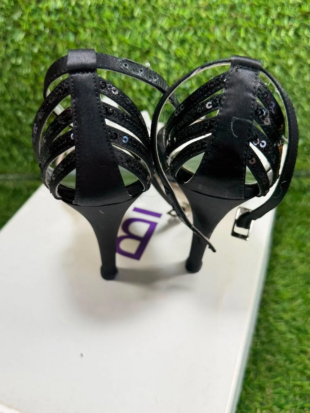Vtg Bakers Brooke-S Black Sequin Cage Heels Strappy Peep Toe Sandal Shoes Box 6M